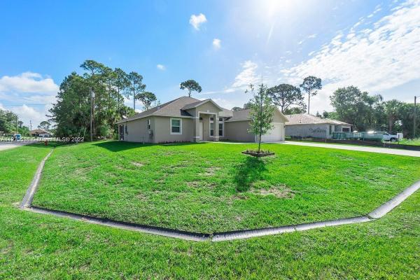 1097 SW Eureka Ave, Florida 34953, image 2