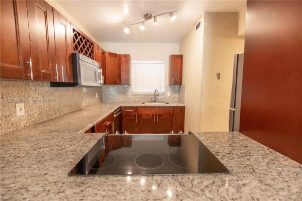 The Mooring Of PineCrest, 1400 NE 57th Ct #204, Fort Lauderdale, Florida 33334, image 1