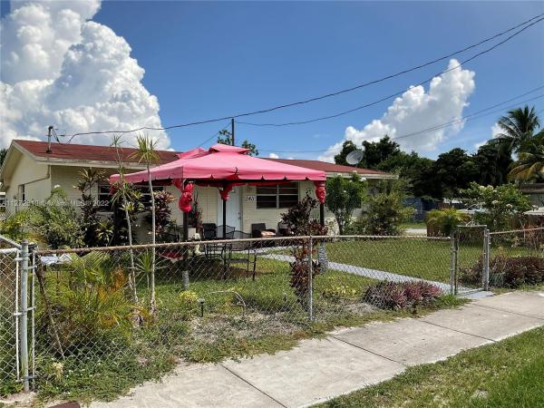 Carver Ranches, 5411 SW 23rd St, West Park, Florida 33023, image 1
