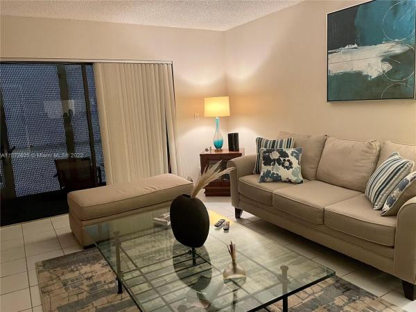 Isles Of Inverrary, 6575 W Oakland Park Blvd #112, Lauderhill, Florida 33313, image 1