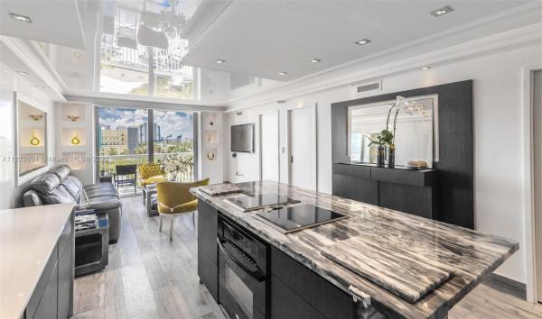 The Presidential, 401 Ocean Dr #801, Miami Beach, Florida 33139, image 1
