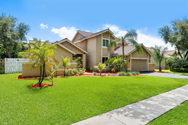 Fox Run At Jacaranda, 10360 NW 18th Dr, Plantation, Florida 33322, image 1