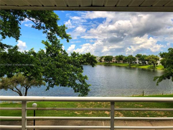 Summer Lake At Three Lakes, 3405 NW 44th St #204, Oakland Park, Florida 33309, image 1