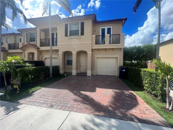 Tuscany Village, 12954 SW 135th Ter, Three Lakes, Florida 33186, image 2