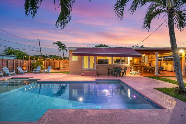 Central Miami, 6760 SW 32nd St, Coral Terrace, Florida 33155, image 2