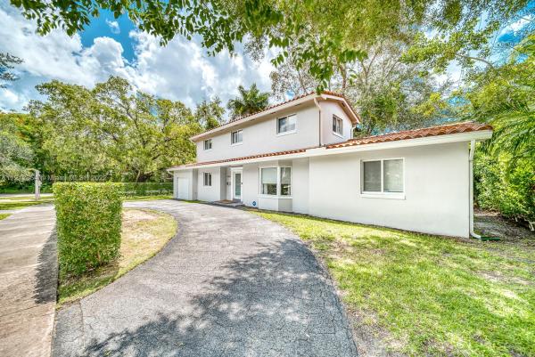 Riviera, 400 Miller Rd, Coral Gables, Florida 33146, image 1