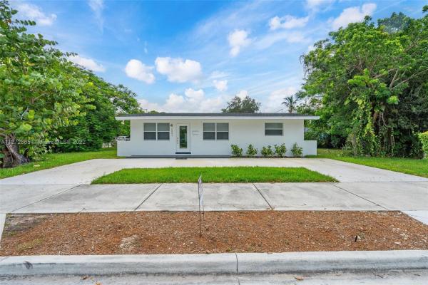 University Park, 5843 SW 66th St, South Miami, Florida 33143, image 1