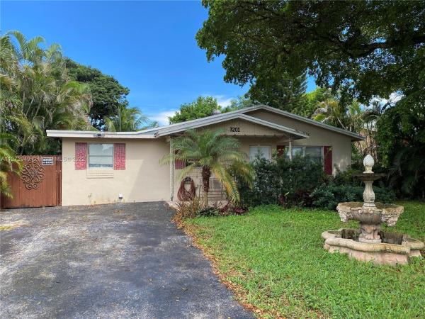 Driftwood Estates, 3201 N 72nd Way, Hollywood, Florida 33024, image 2