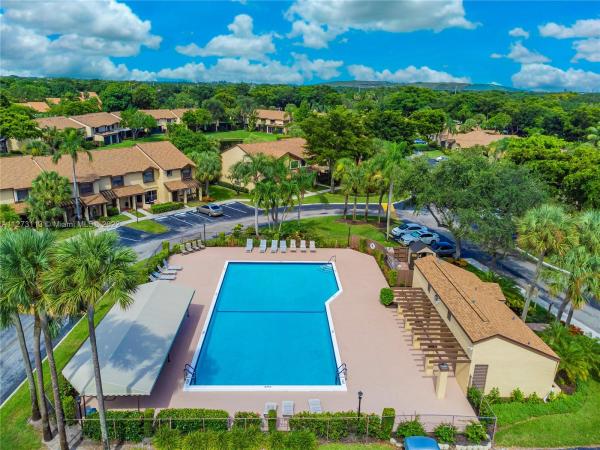 Karanda Village 3, 3779 Cocoplum Cir #3779, Coconut Creek, Florida 33063, image 1