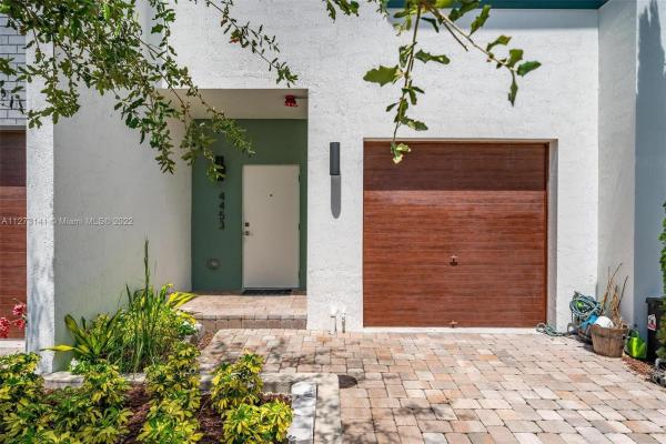 Strata At Plantation, 4453 NW 9th St, Plantation, Florida 33317, image 1