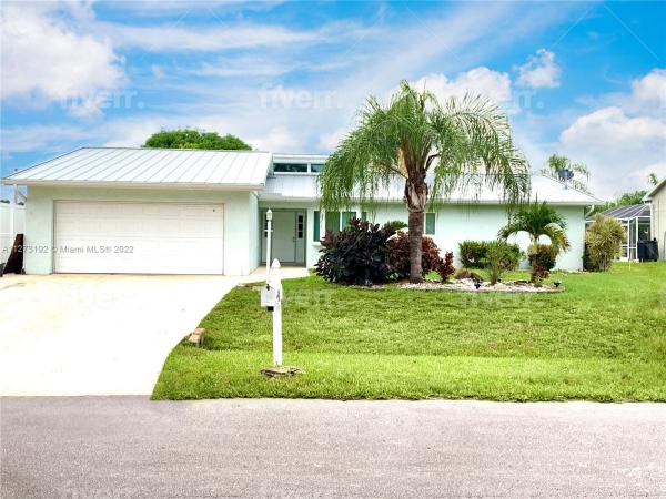 109 Sagamore Ter, Florida 34983, image 2