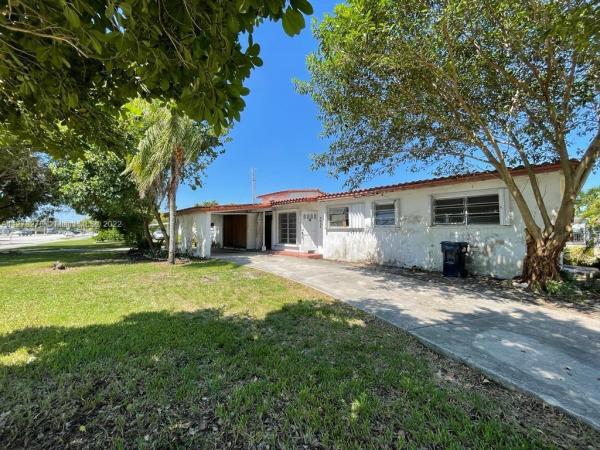 Tropical Gardens Estates, 9025 SW 56th St, Olympia Heights, Florida 33165, image 1