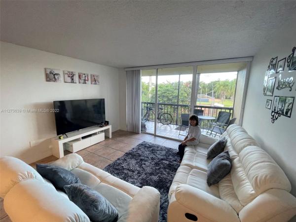 Gardens Of Kendall South, 10855 SW 112 Ave #216, Kendall, Florida 33176, image 1