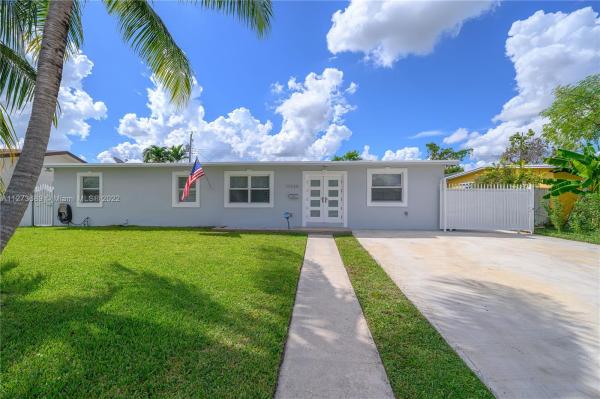 Westwood Lake, 11330 SW 57th St, Sunset, Florida 33173, image 1