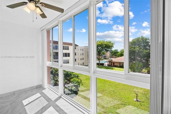 Somerset, 2841 Somerset Dr #310, Lauderdale Lakes, Florida 33311, image 2