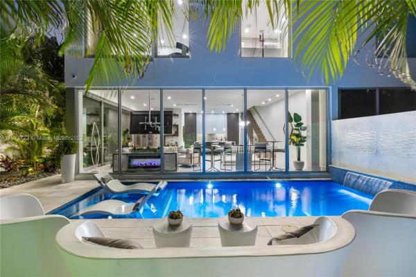 Johnston Heights, 3000 Banyan Rd #B, Boca Raton, Florida 33432, image 1