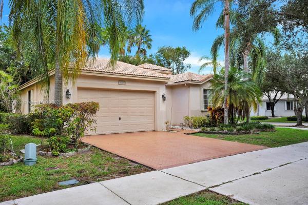 Osprey Point, 6293 Osprey Ter, Coconut Creek, Florida 33073, image 1