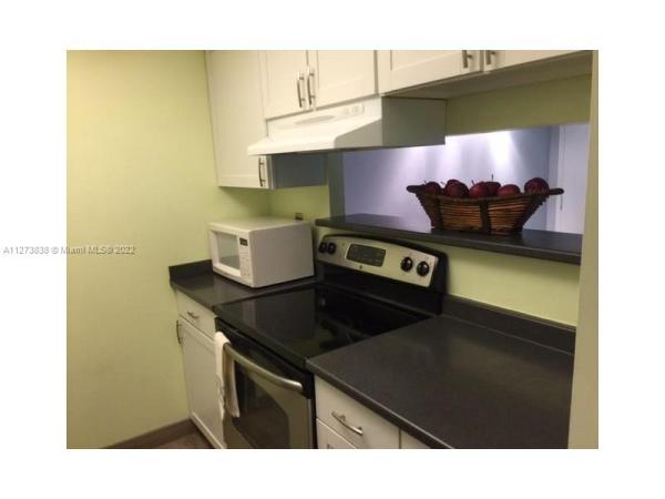 Hampton Court, 5901 Washington St #252, Hollywood, Florida 33023, image 1