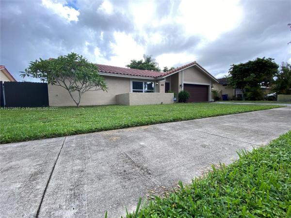Country Lake Manors, 5964 NW 201st Ter, Country Club, Florida 33015, image 2