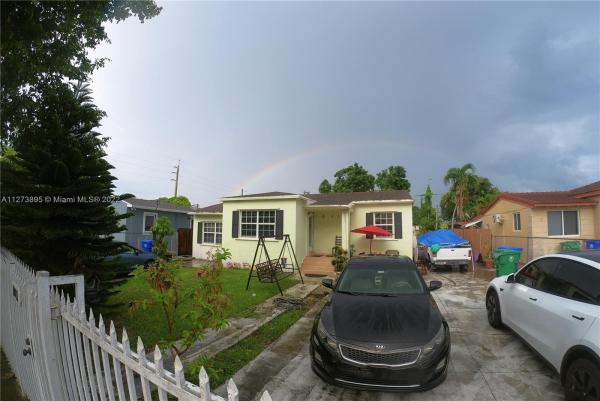 Le Jeune Manors, 1011 W 40th Ave, Miami, Florida 33126, image 1