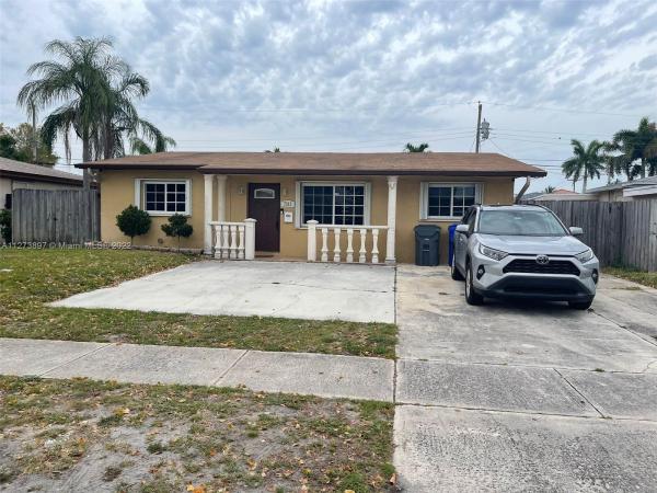 Boulevard Heights, 7511 Taylor St, Hollywood, Florida 33024, image 2