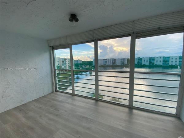 Meadowbrook Lakes View, Dania Beach, Florida 33004, image 1