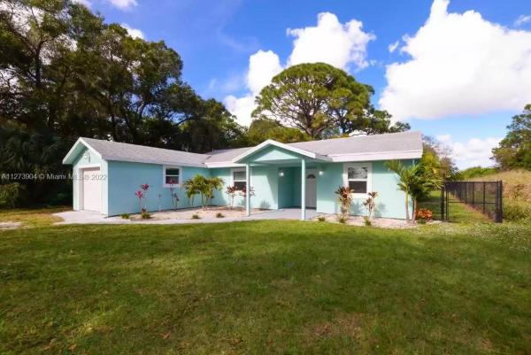 Indian River Estates, 108 E Easy St, Fort Pierce, Florida 34982, image 1