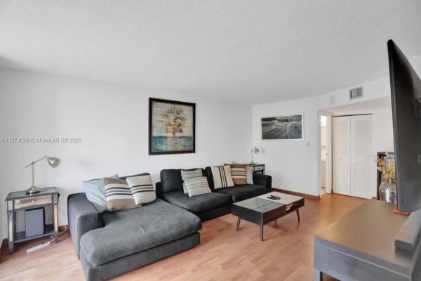 Reef West, 16565 NE 26 Ave #2I, North Miami Beach, Florida 33160, image 1
