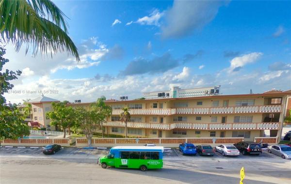 Sutton House, 11840 NE 19th Dr #23, North Miami, Florida 33181, image 1