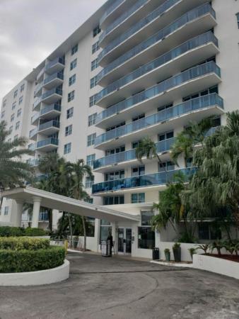 Treasures On The Bay, 7501 E Treasure Dr #4A, North Bay Village, Florida 33141, image 2