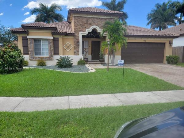 Estates At Mendicino, 912 NE 36th Ave, Homestead, Florida 33033, image 1