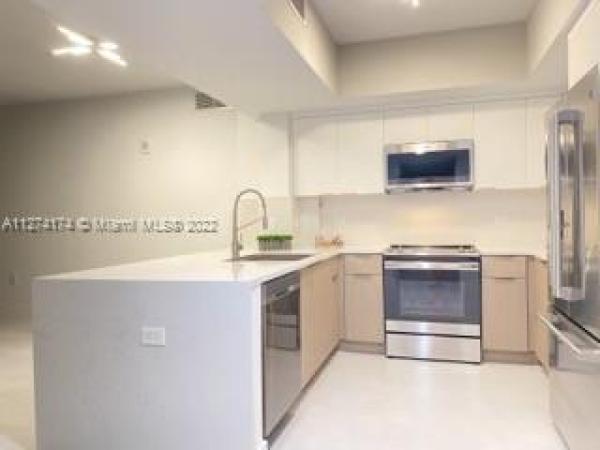 Hollywood Station, 140 S Dixie Hwy #604, Hollywood, Florida 33020, image 1