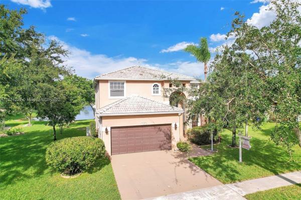 Heritage, 1118 NW 133rd Ave, Pembroke Pines, Florida 33028, image 1