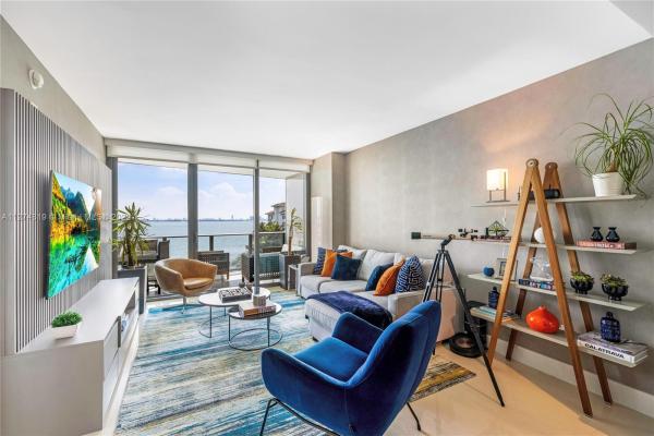 Icon Bay, 460 NE 28th St #405, Miami, Florida 33137, image 2