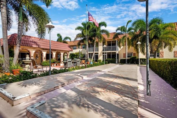 Barcelona Gardens, 101 E Mcnab Rd #304, Pompano Beach, Florida 33060, image 1
