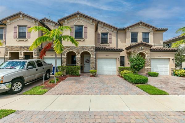 Artesa At Coco Palm Estates, 25172 SW 115th Ave #25172, Princeton, Florida 33032, image 2
