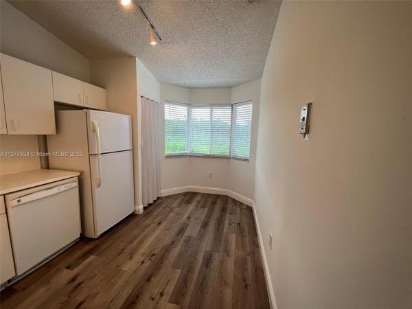15421 SW 133rd Pl #908, Unincorporated Dade County, Florida 33177, image 2