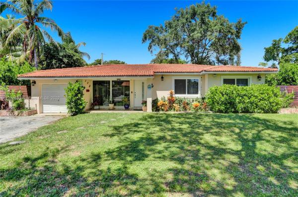 Glendale Manor, 475 NW 88th Ter, El Portal, Florida 33150, image 1