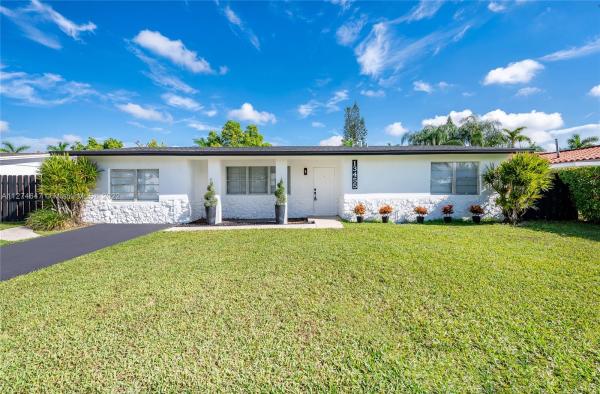 Winston Park, 13455 SW 72nd Ter, Kendale Lakes, Florida 33183, image 2