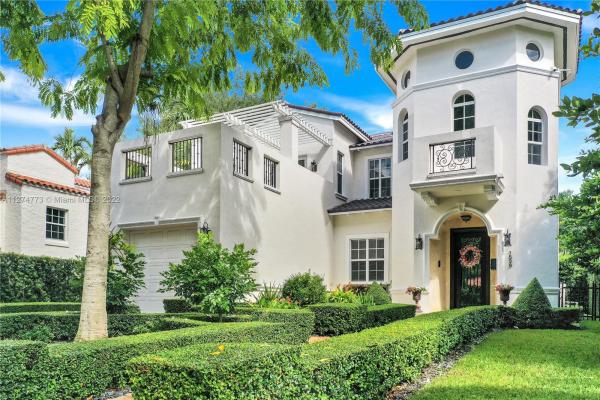 Coral Gables Country Club, 1539 Plasentia Ave, Coral Gables, Florida 33134, image 2