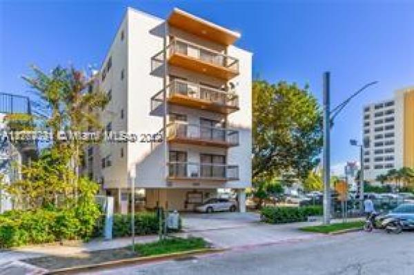 West Oaks, 833 West Ave #403, Miami Beach, Florida 33139, image 1