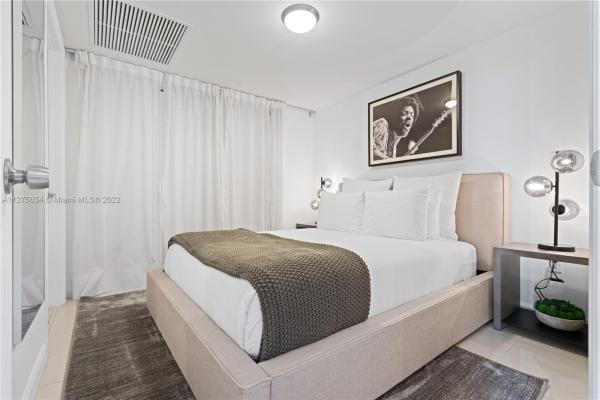 Icon Brickell Tower 3, 485 Brickell Ave #2909, Miami, Florida 33131, image 2