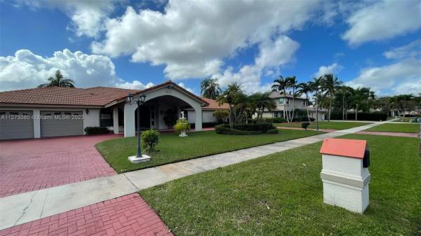 Waterford, 5801 Castlegate Ave, Davie, Florida 33331, image 2