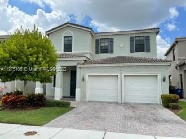 Champion Lakes, 736 NE 191st St, Ives Estates, Florida 33179, image 2
