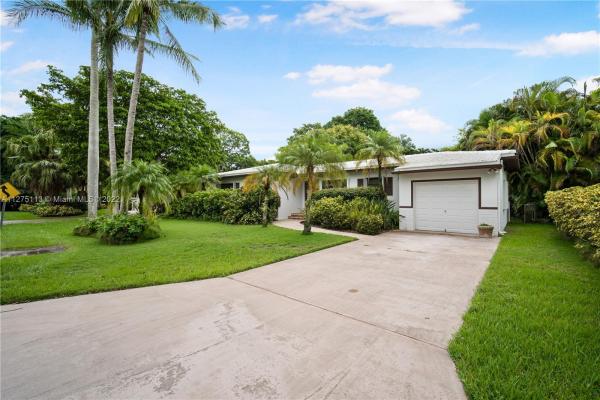 Sea View Park, 6020 SW 84th St, South Miami, Florida 33143, image 1