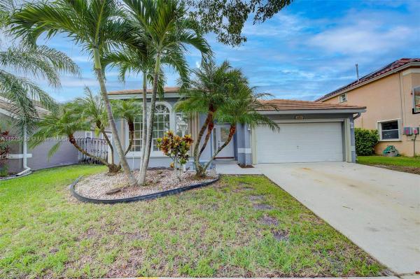 Pelican Trace, 1260 NW 144th Ave, Pembroke Pines, Florida 33028, image 1