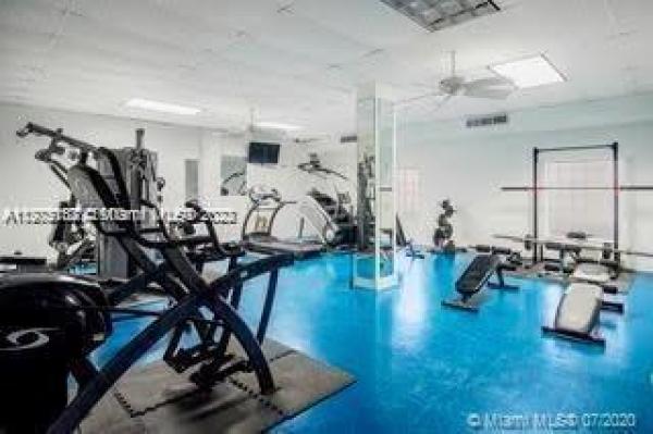 Longwood Towers, 1001 91st St #206, Bay Harbor Islands, Florida 33154, image 2