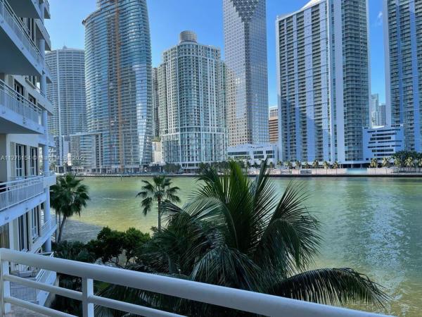 One Tequesta Point, 888 Brickell Key Dr #410, Miami, Florida 33131, image 2