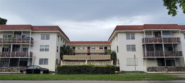 Oxford Court, 13655 NE 10th Ave #103, North Miami, Florida 33161, image 1
