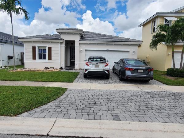 Antigua At Oasis, 3385 NE 2nd Dr, Homestead, Florida 33033, image 1